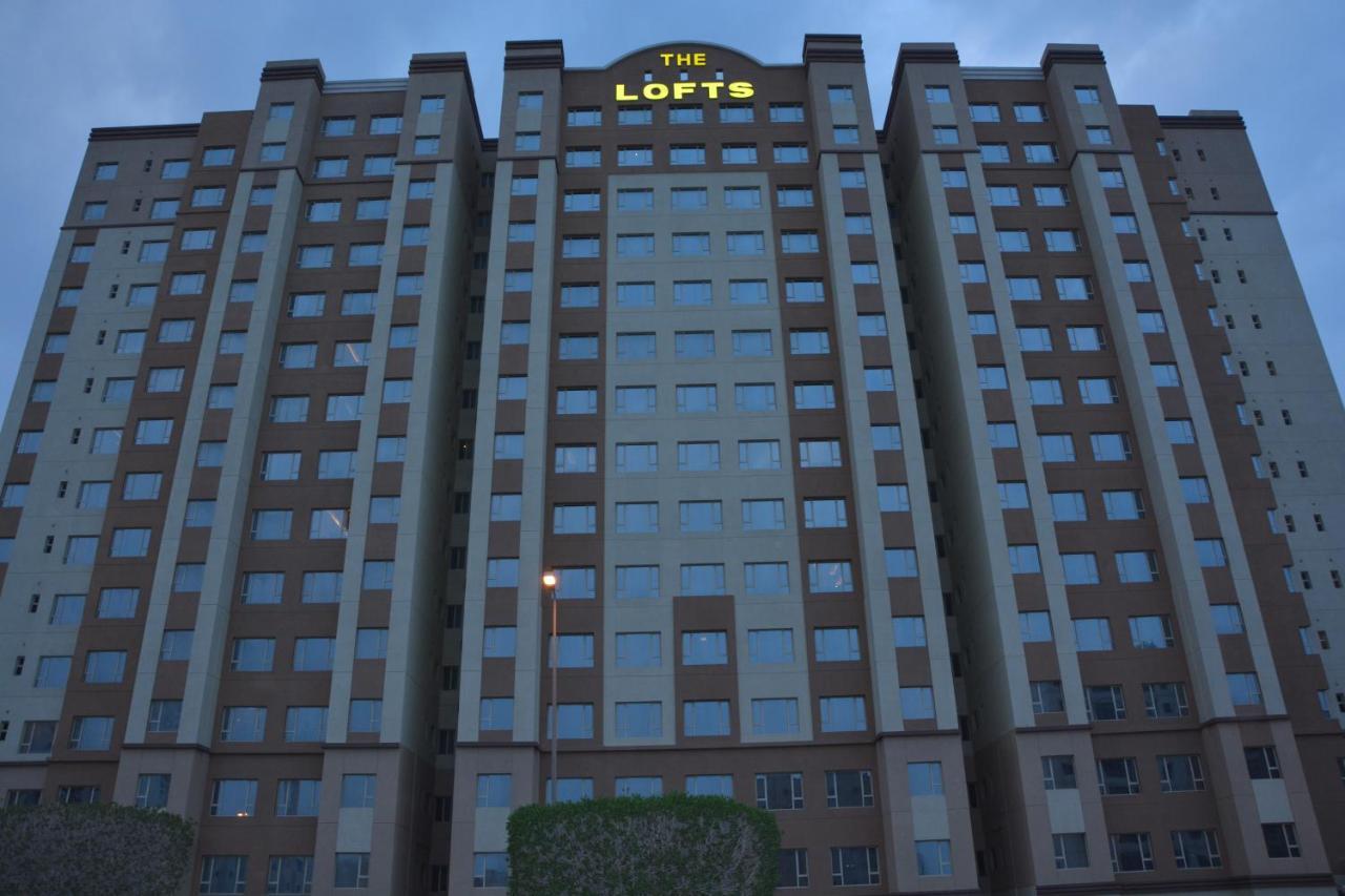 Albergue The Lofts Kuwait Fintas Kuwait City Exterior foto