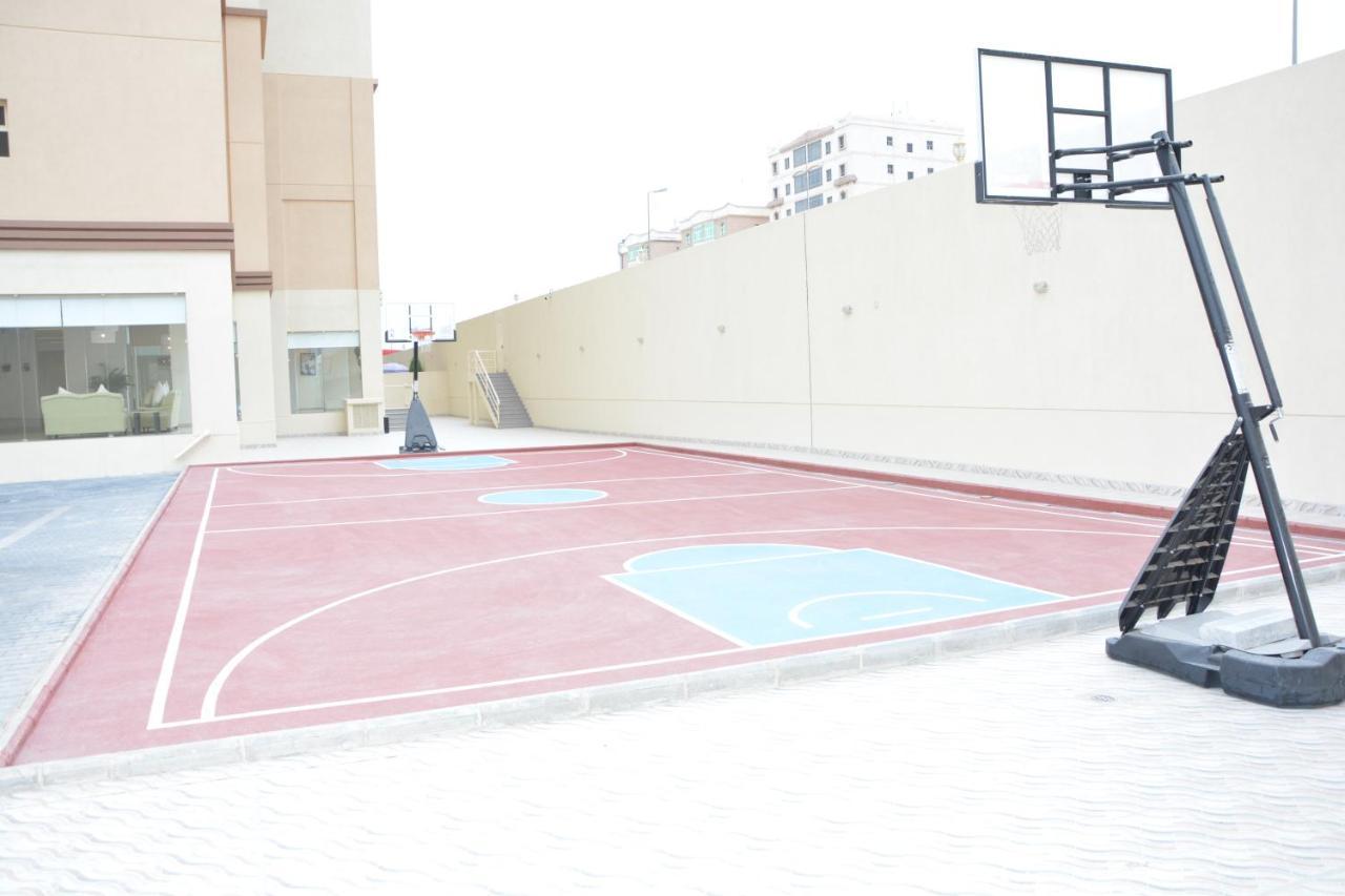 Albergue The Lofts Kuwait Fintas Kuwait City Exterior foto